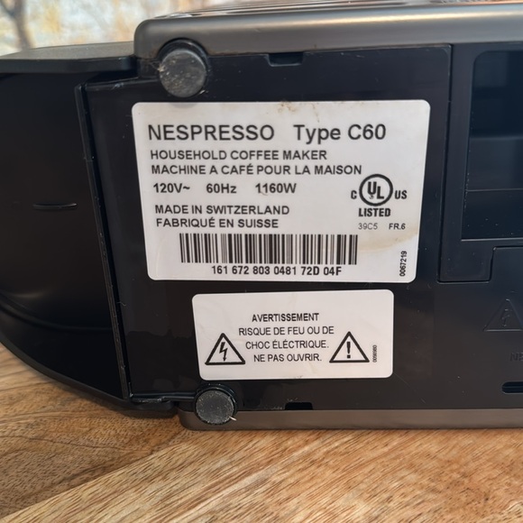 Nespresso C 60 Pixie Black/Chrome espresso maker Preowned excellent condition. - Picture 7 of 8